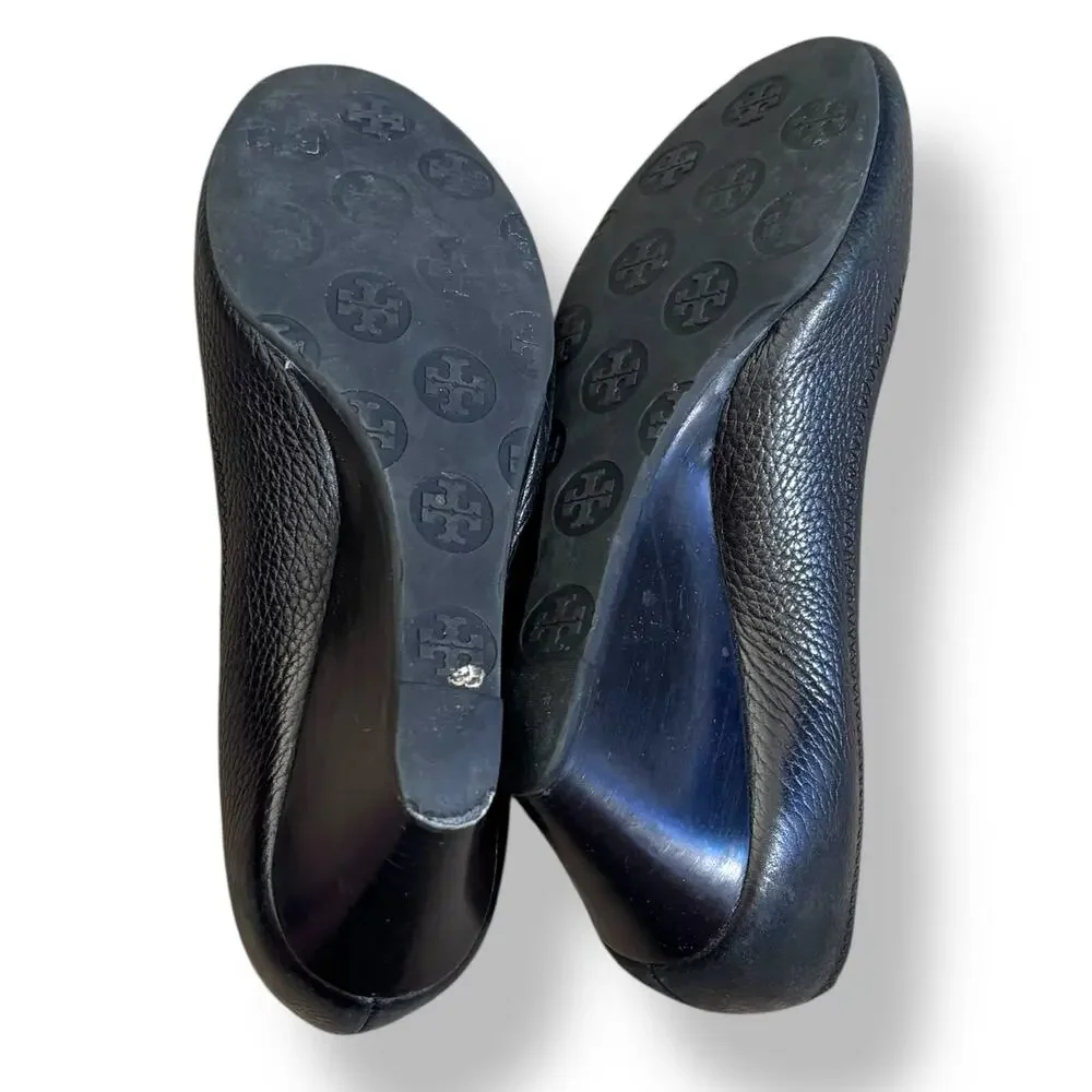 Tory Burch Sally Black‎ Pebbled Leather Wedge Peep Toe Pumps Gold Medallion Logo